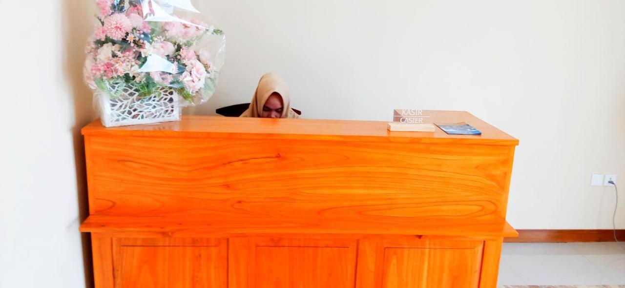 Bluefire Homestay Syariah Banyuwangi  Exterior foto